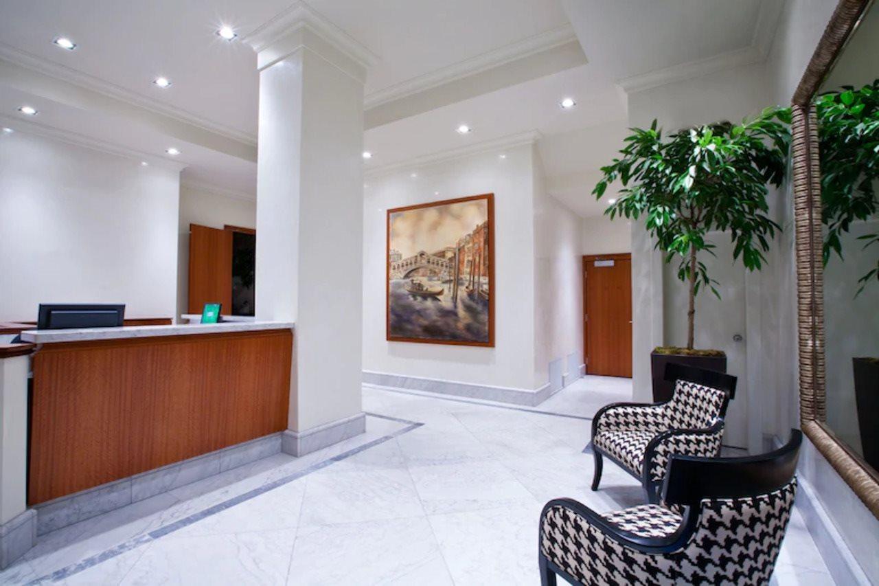 Hotel Rialto Виктория Екстериор снимка